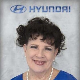 Staff member Holly Ann from ID_39c51c