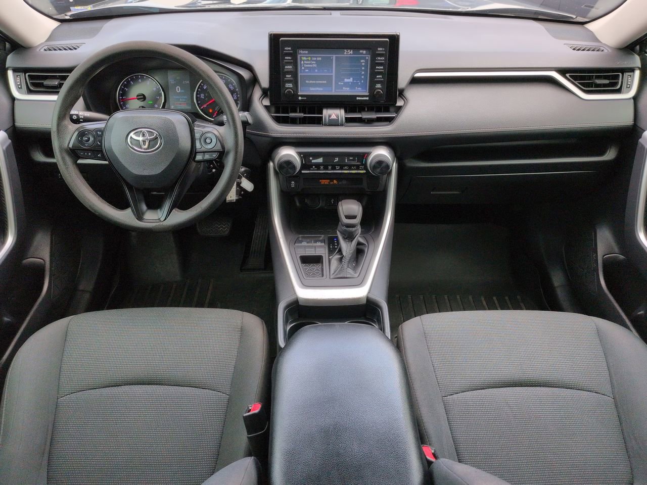 2021 Toyota RAV4 LE - Photo 15
