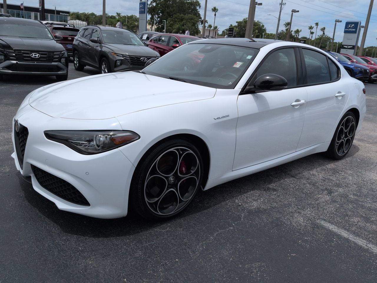 2022 Alfa Romeo Giulia Ti Veloce - Photo 8