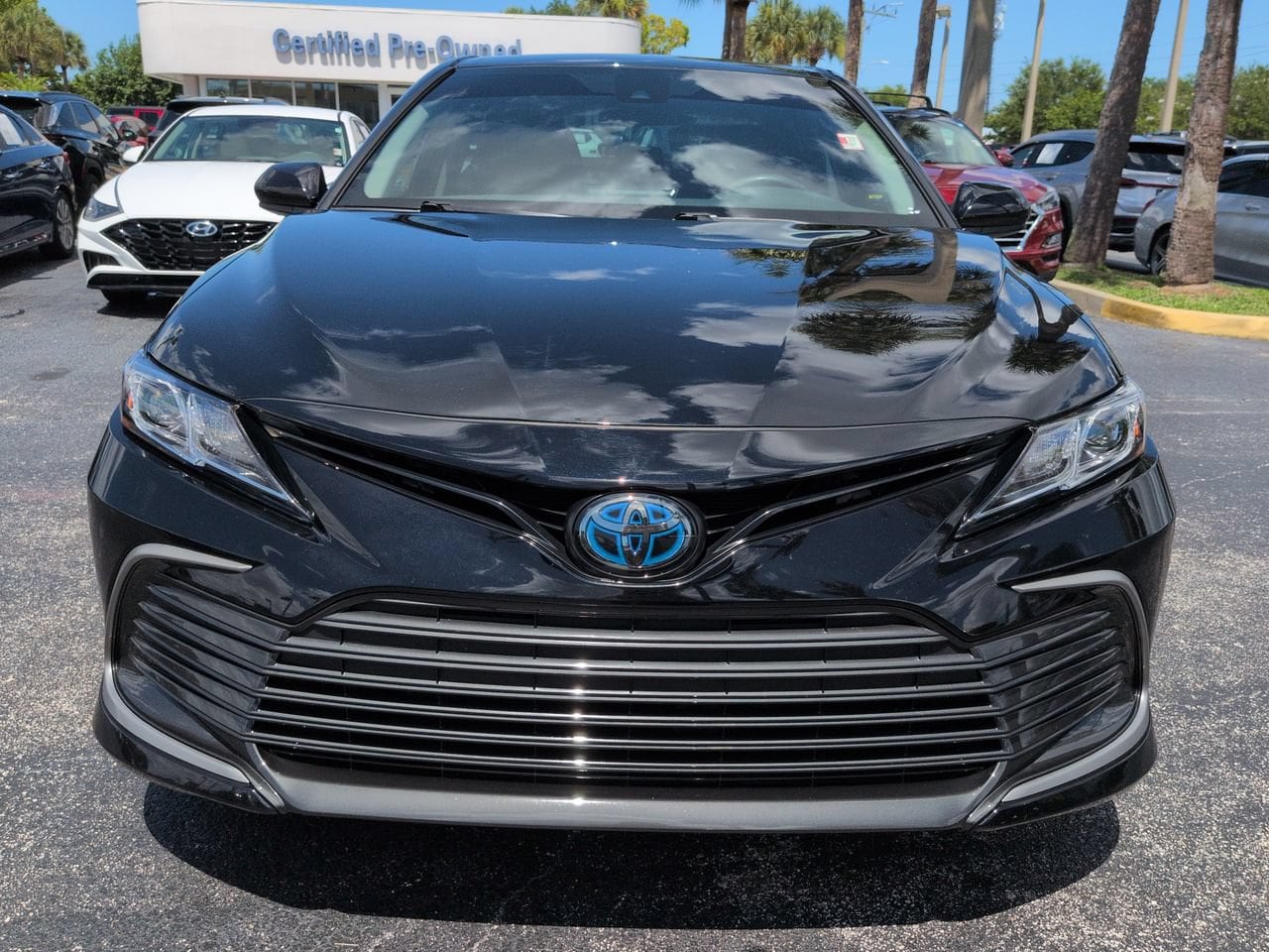 2024 Toyota Camry LE - Photo 9