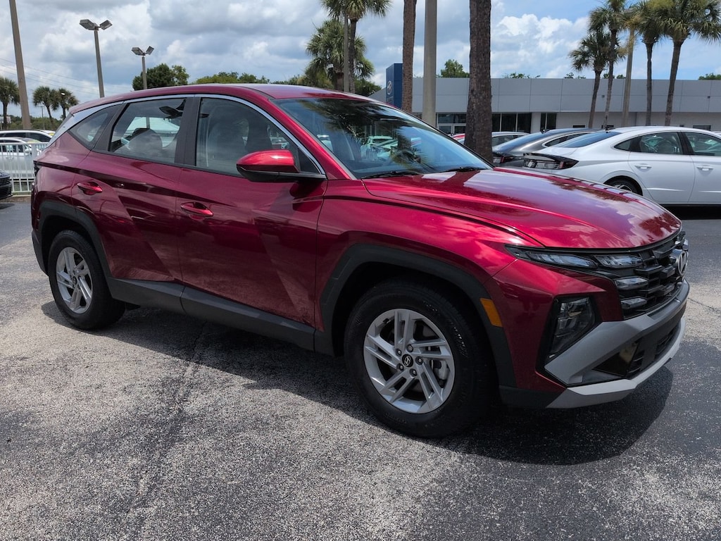 Used 2025 Hyundai Tucson SE SE FWD