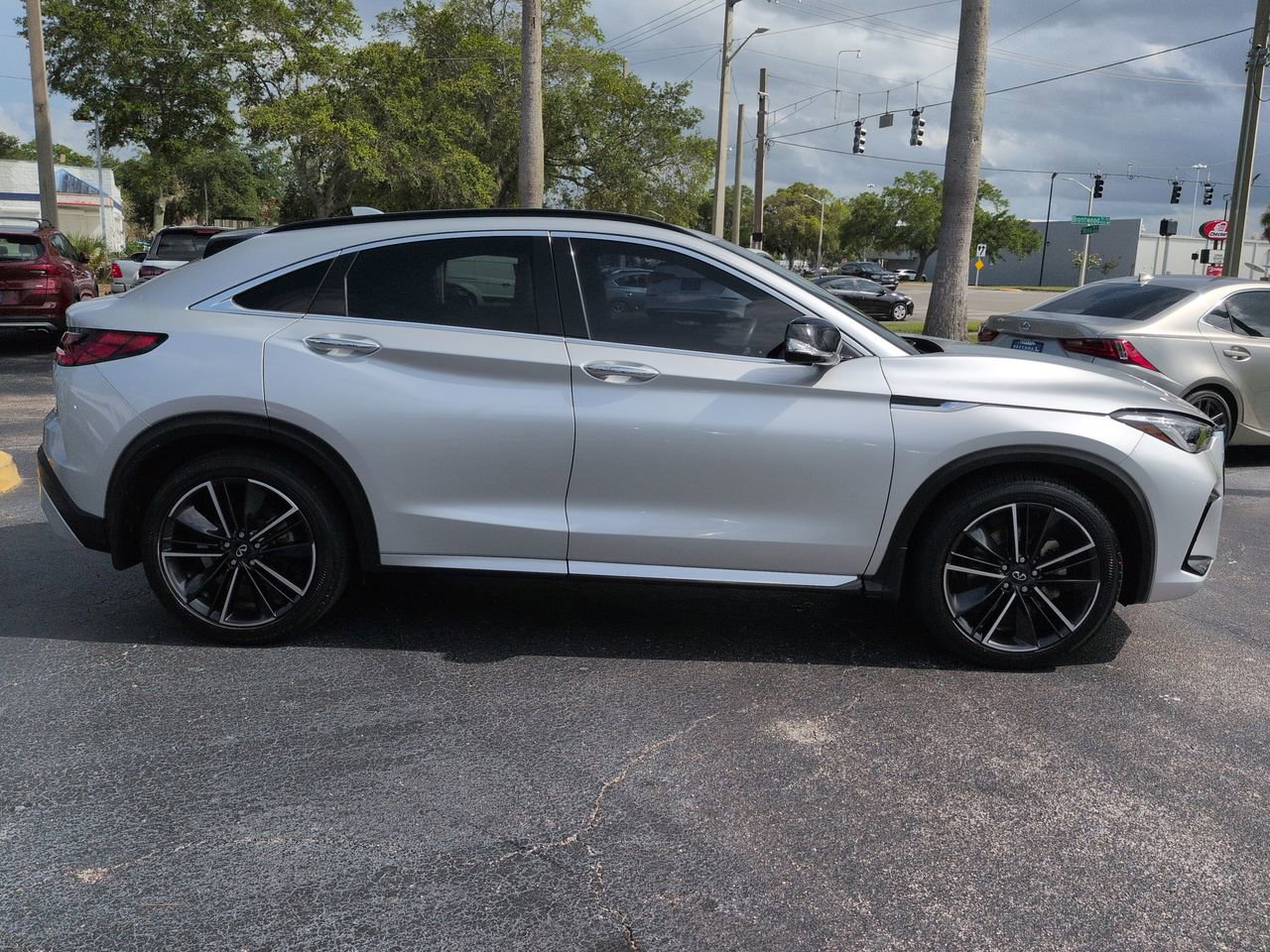 2022 INFINITI QX55 Sensory - Photo 3
