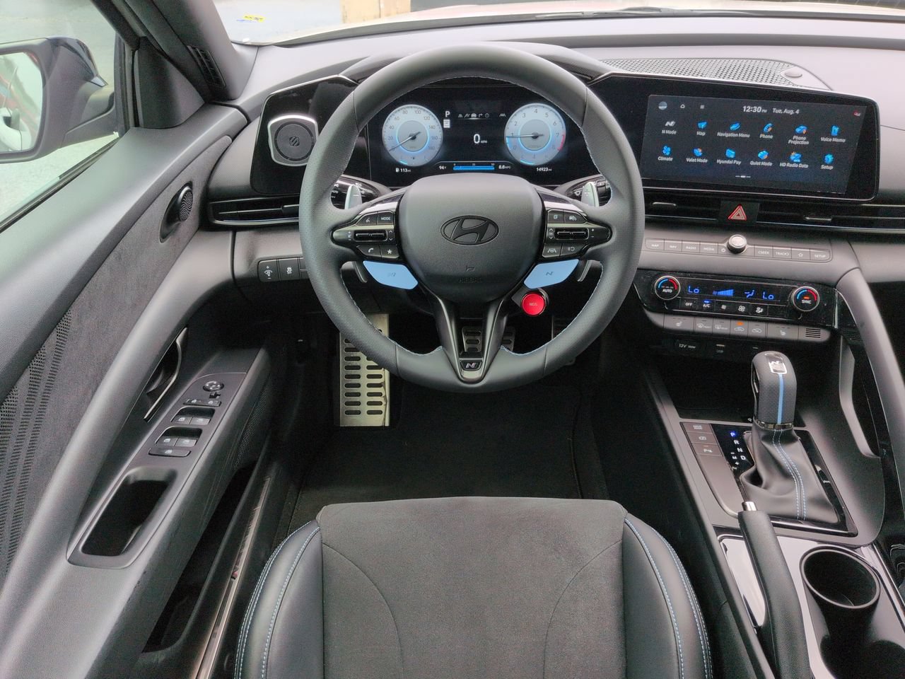 2025 Hyundai Elantra N - Photo 14