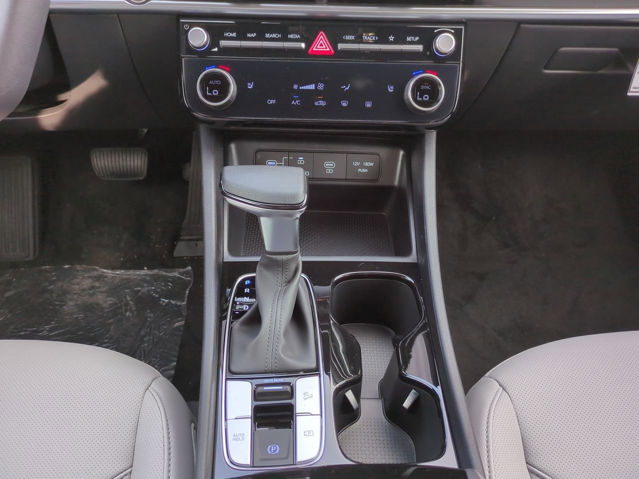 2026 Hyundai Santa Cruz SEL - Photo 19