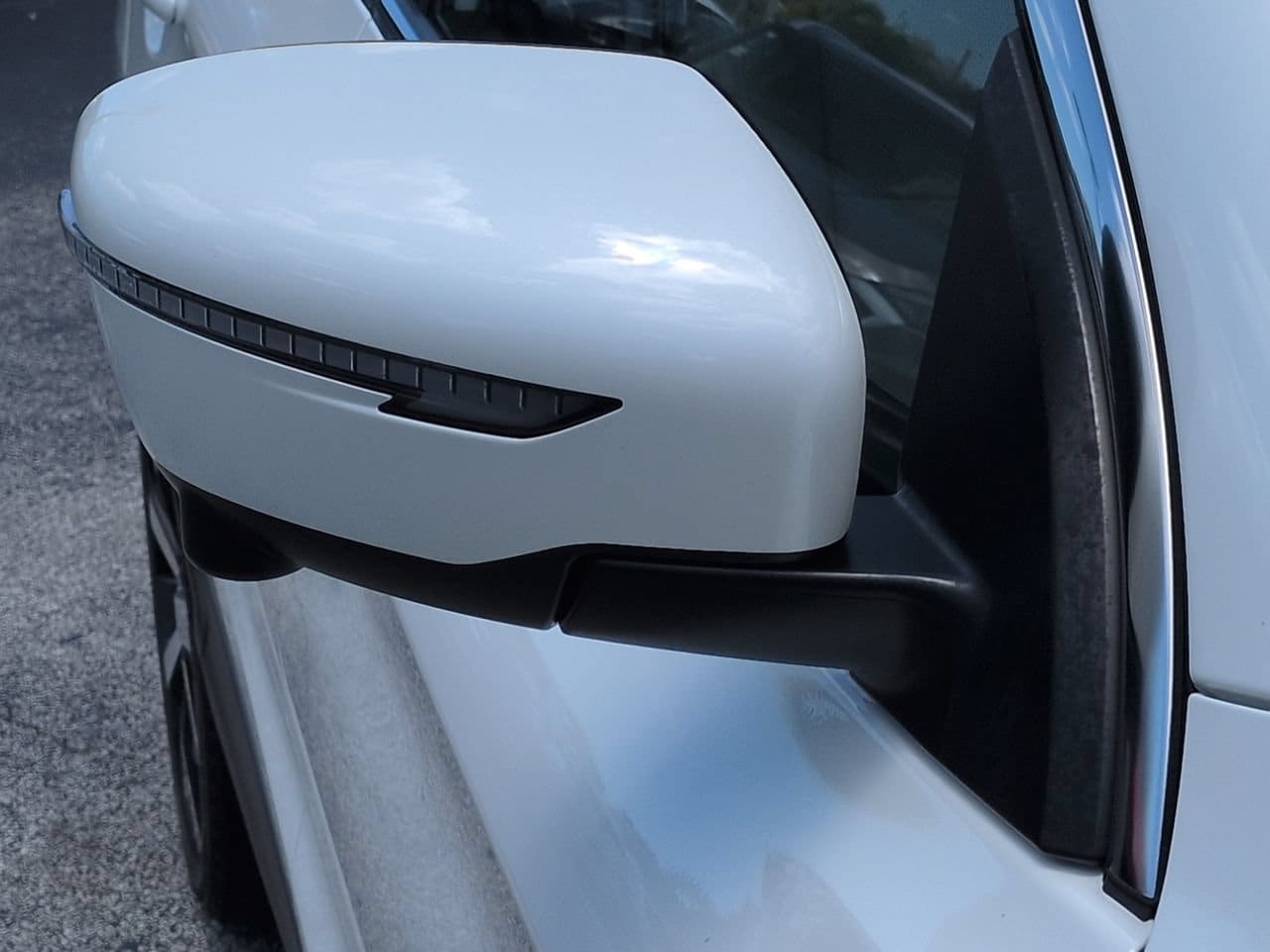 2022 Nissan Rogue Sport SL - Photo 12