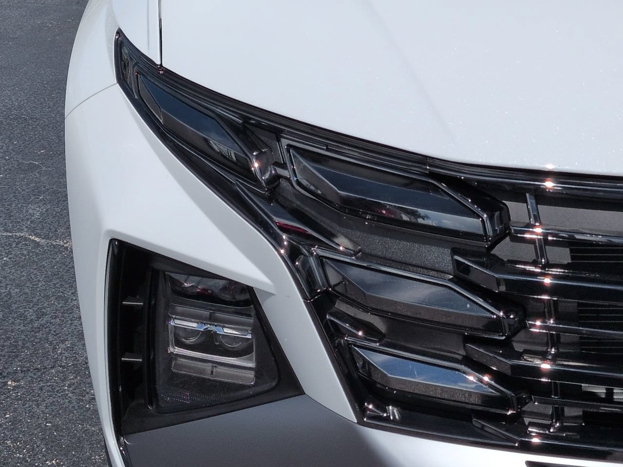 2026 Hyundai Tucson Limited - Photo 10