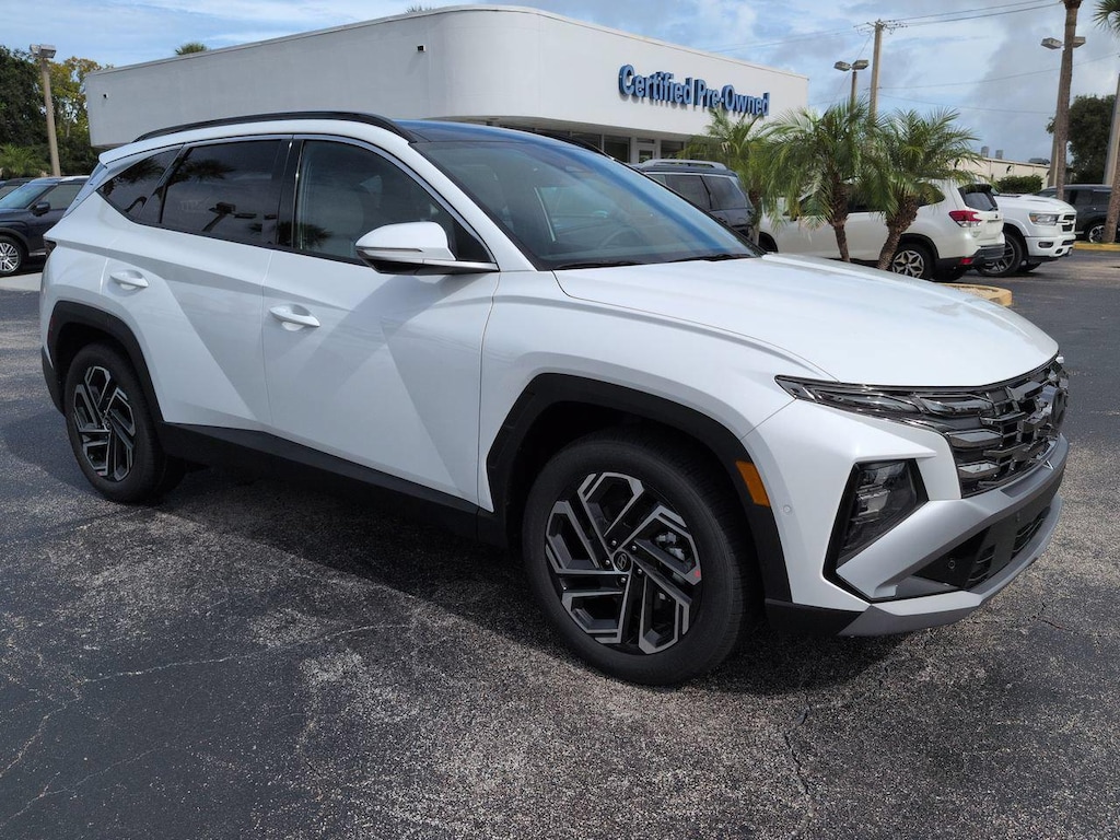 New 2026 Hyundai Tucson Limited FWD SUV