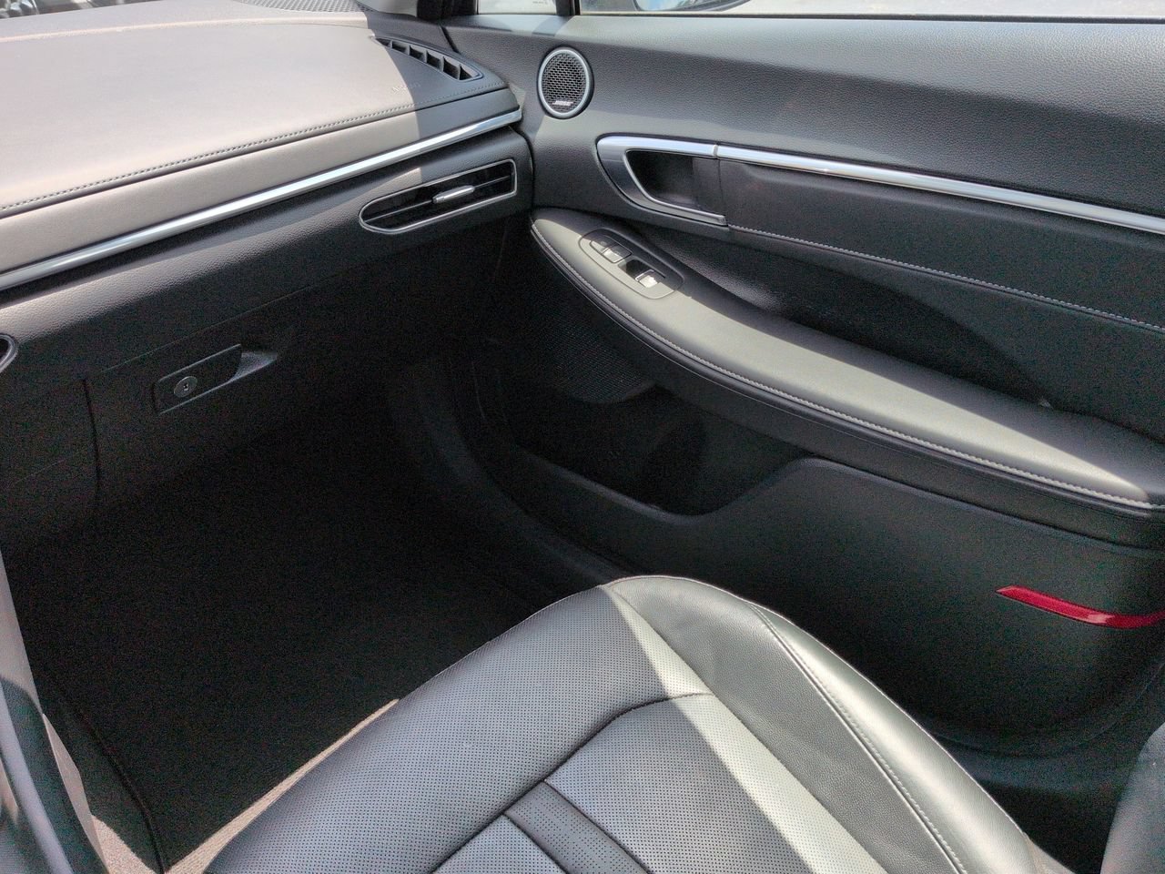 2023 Hyundai Sonata Hybrid Limited - Photo 16