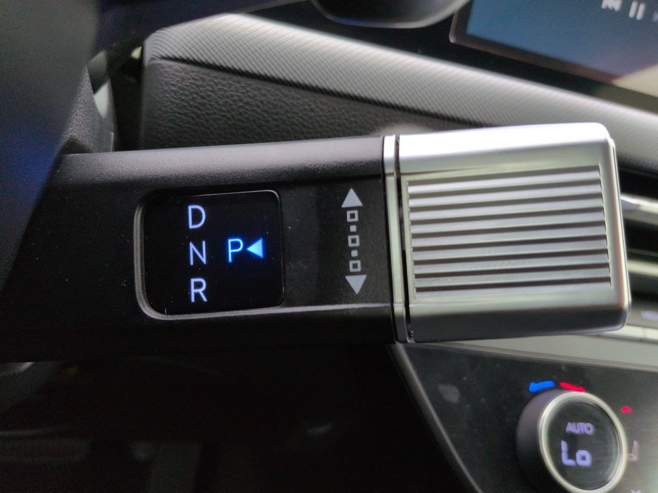 2024 Hyundai Sonata SEL - Photo 18