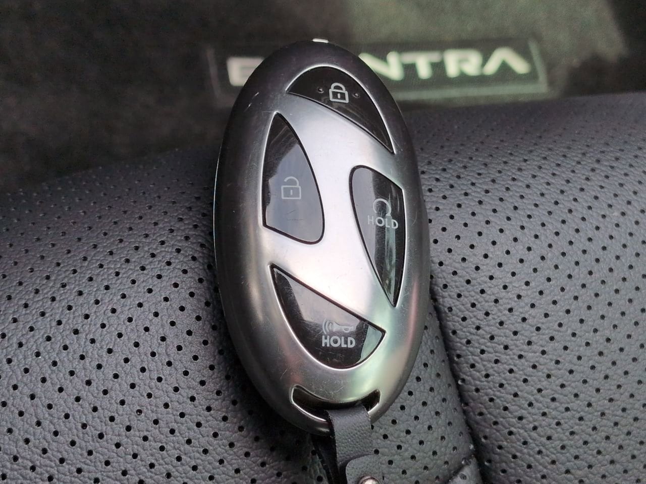 2024 Hyundai Elantra Limited - Photo 29