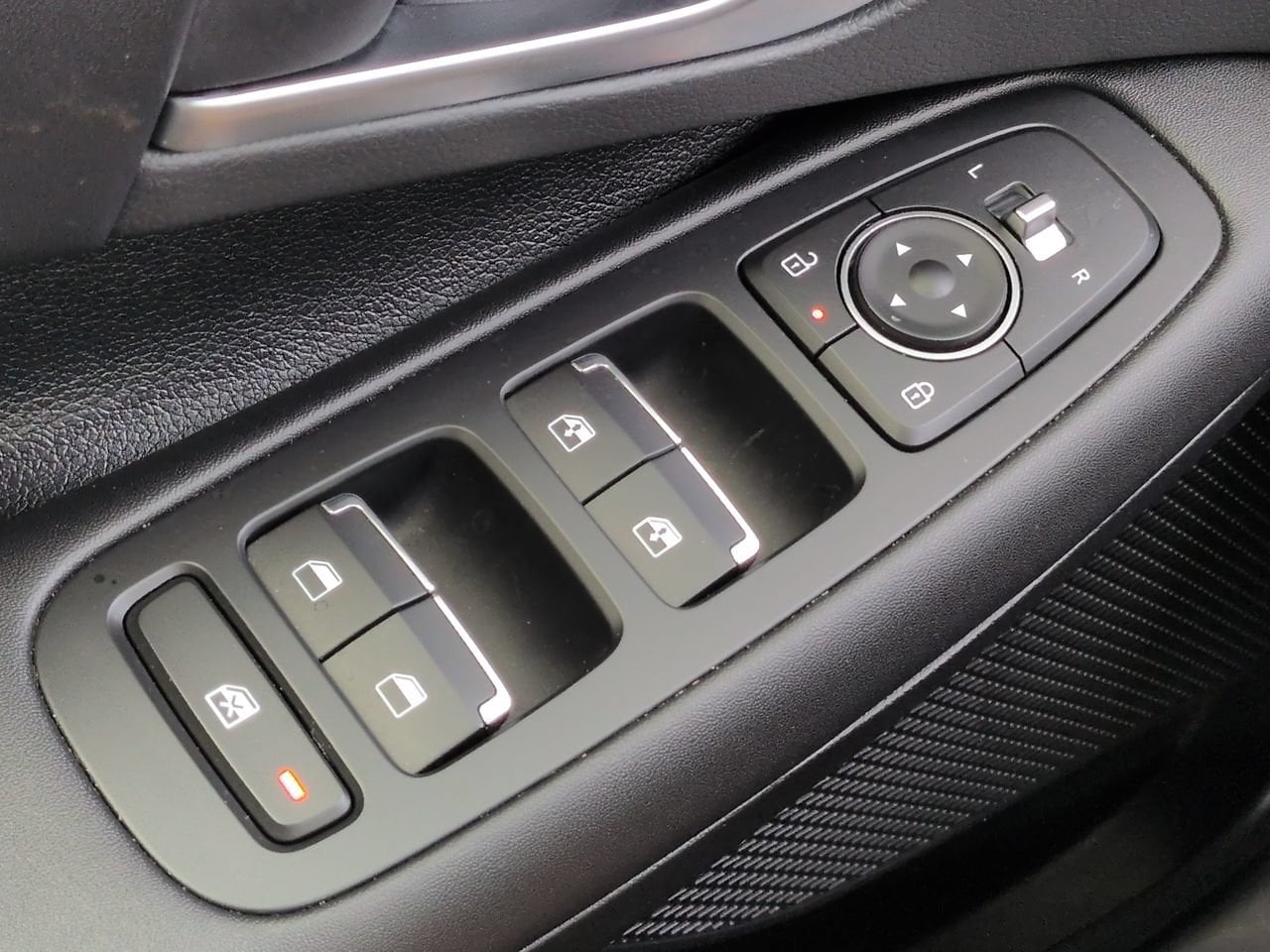 2024 Hyundai Sonata SEL - Photo 24