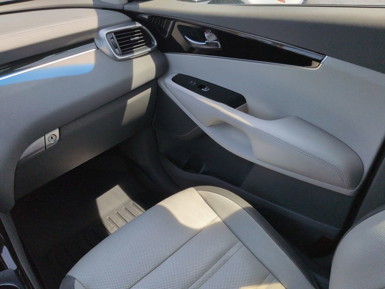 2016 Kia Sorento SX - Photo 17