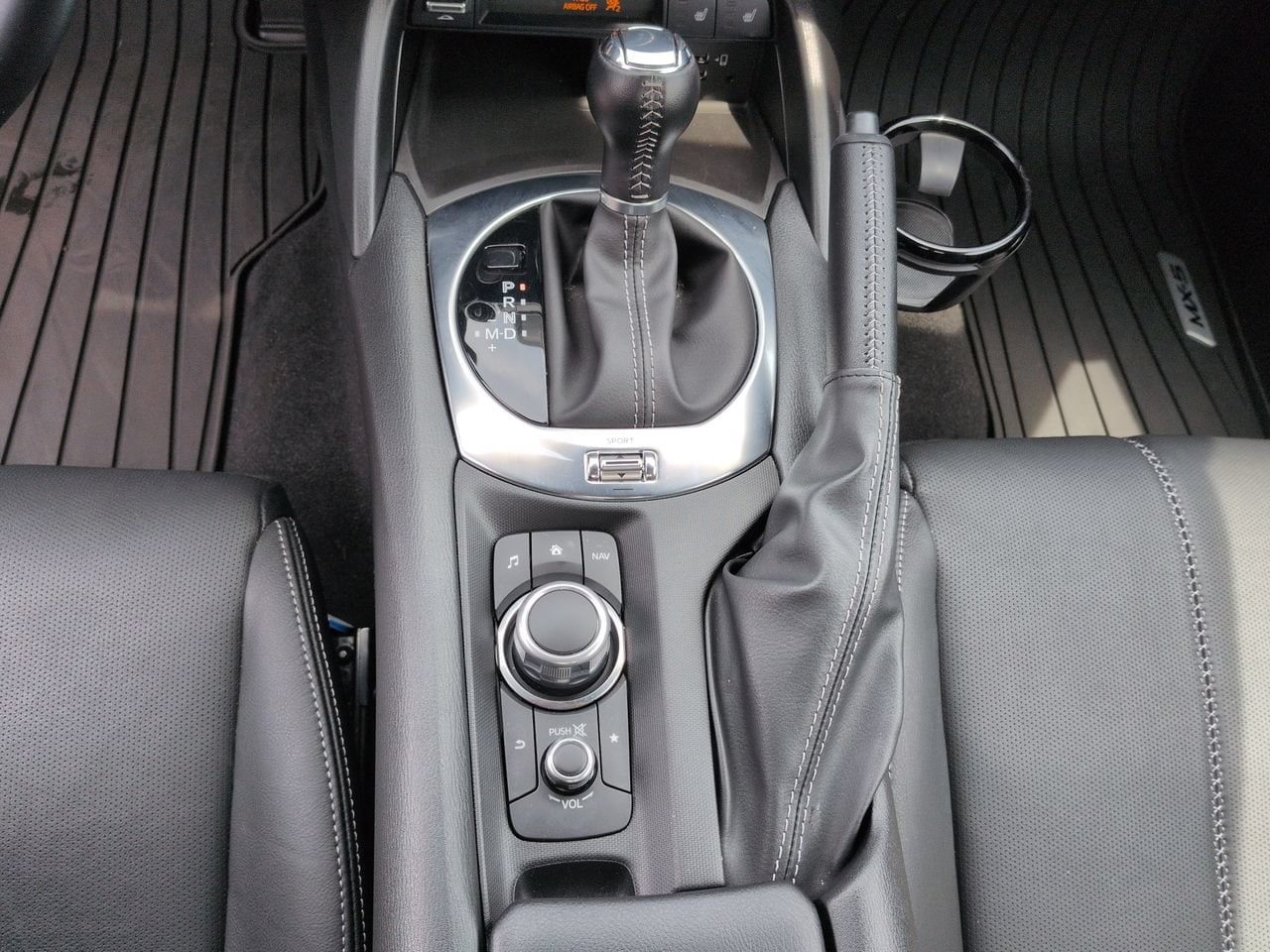 2022 Mazda MX-5 Miata RF Grand Touring - Photo 17