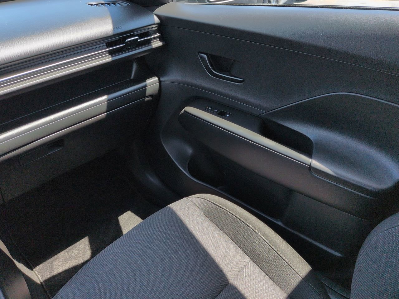 2026 Hyundai Kona SEL Sport - Photo 17