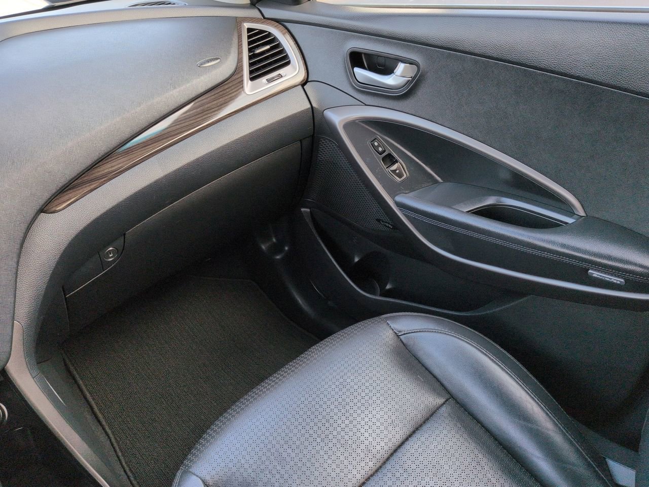 2013 Hyundai Santa Fe Sport 2.0T - Photo 17