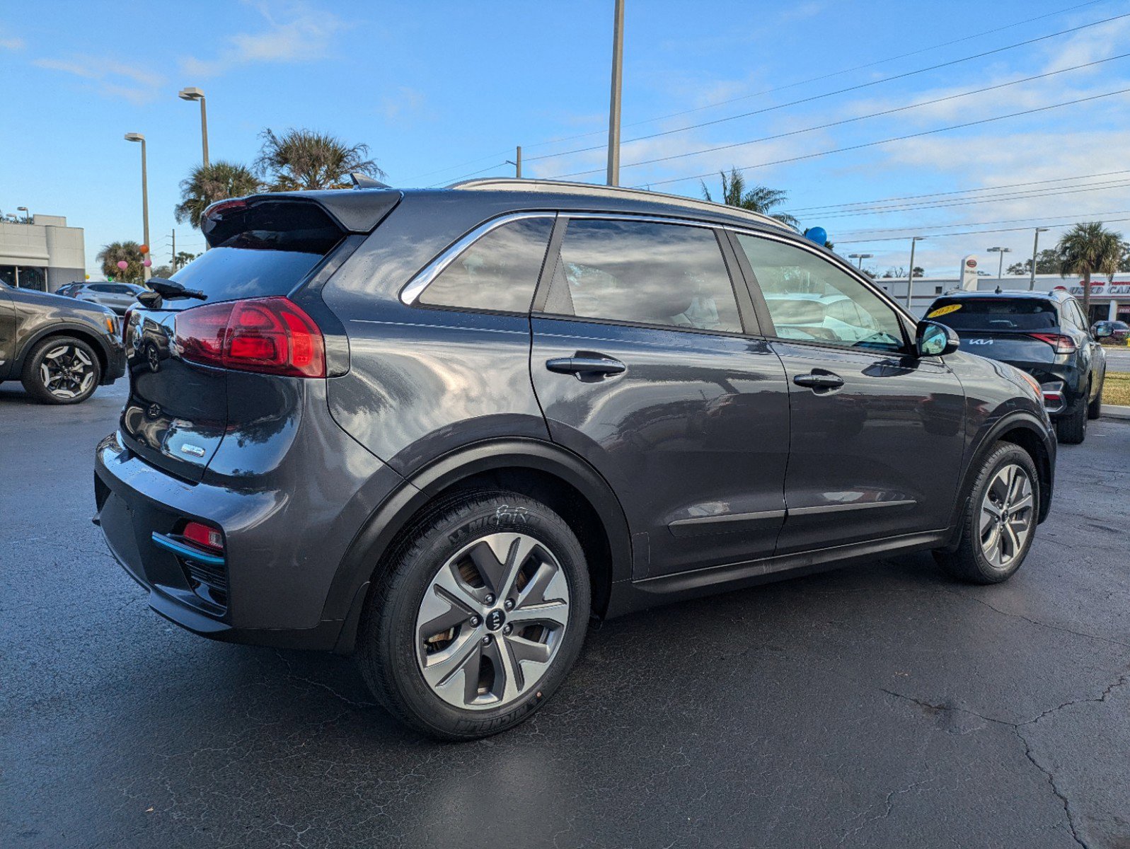 2020 Kia Niro EV EX Premium photo 3