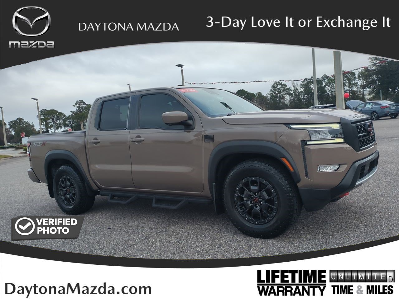 2023 Nissan Frontier PRO-X's photo