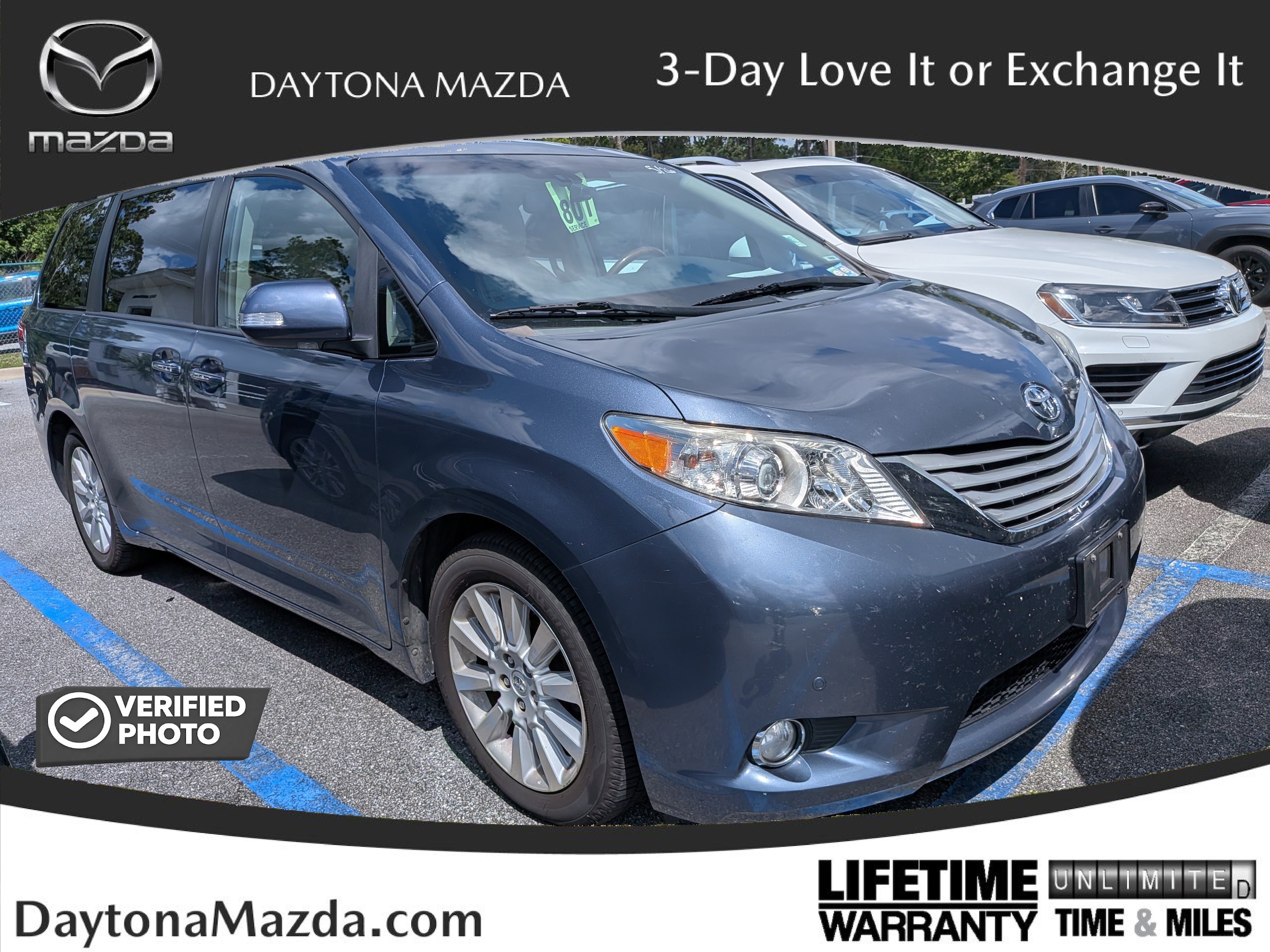 2014 Toyota Sienna Limited V6 7-Passenger's photo