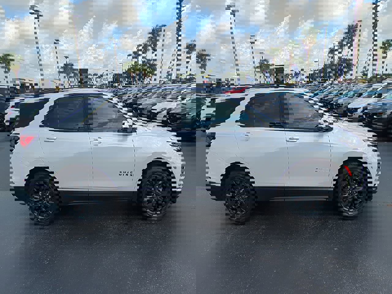 2024 Chevrolet Equinox RS photo 3