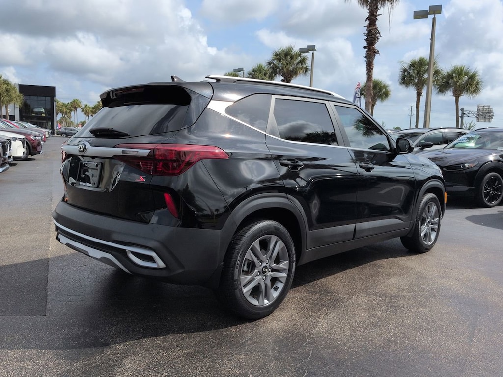 Used 2021 Kia Seltos S SUV