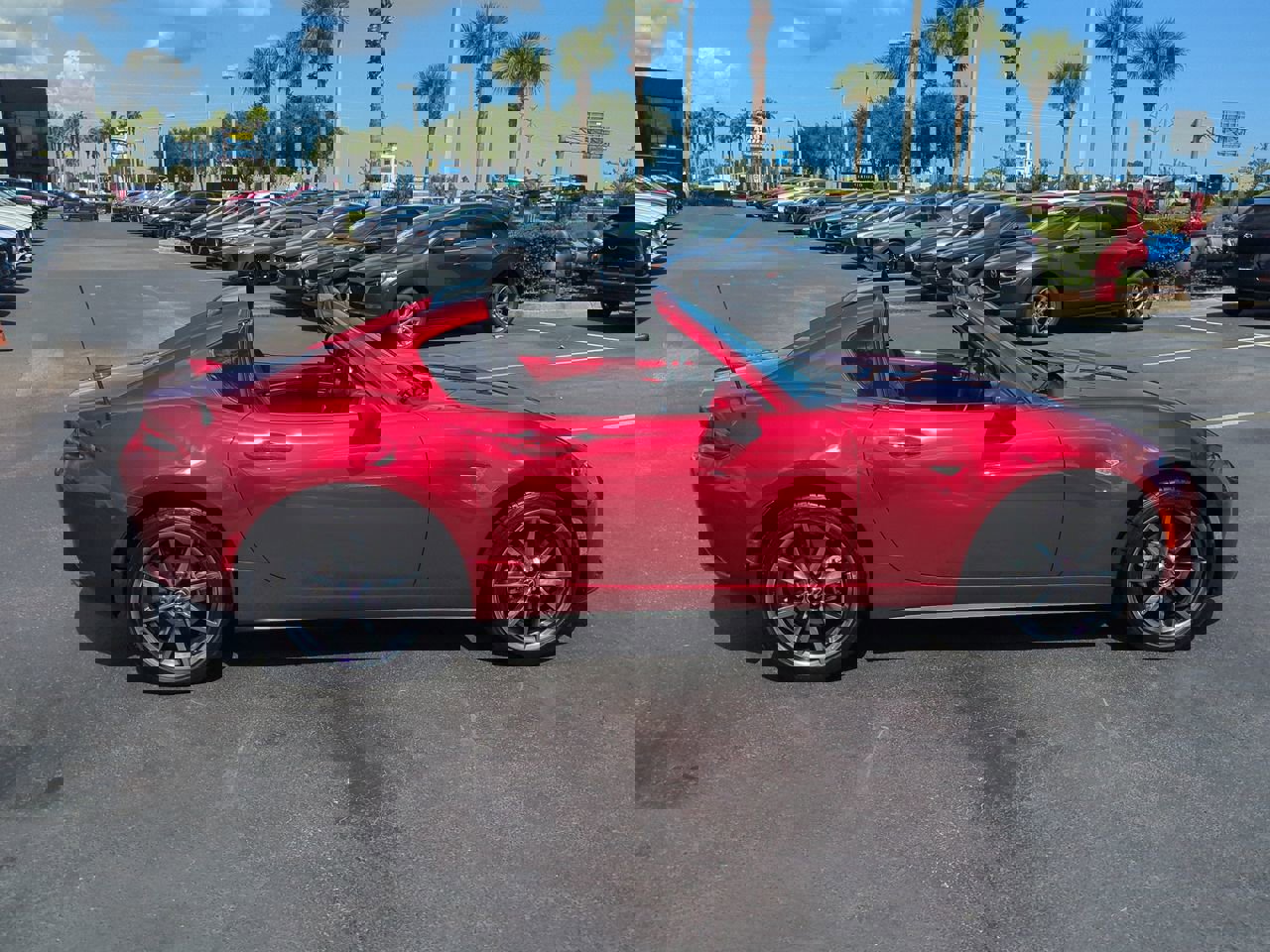 2021 Mazda MX-5 Miata RF Miata Grand Touring photo 3