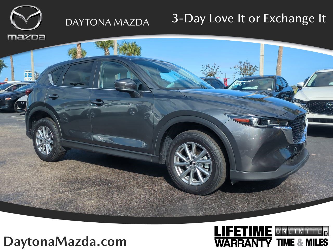 2022 Mazda CX-5 S Preferred package's photo