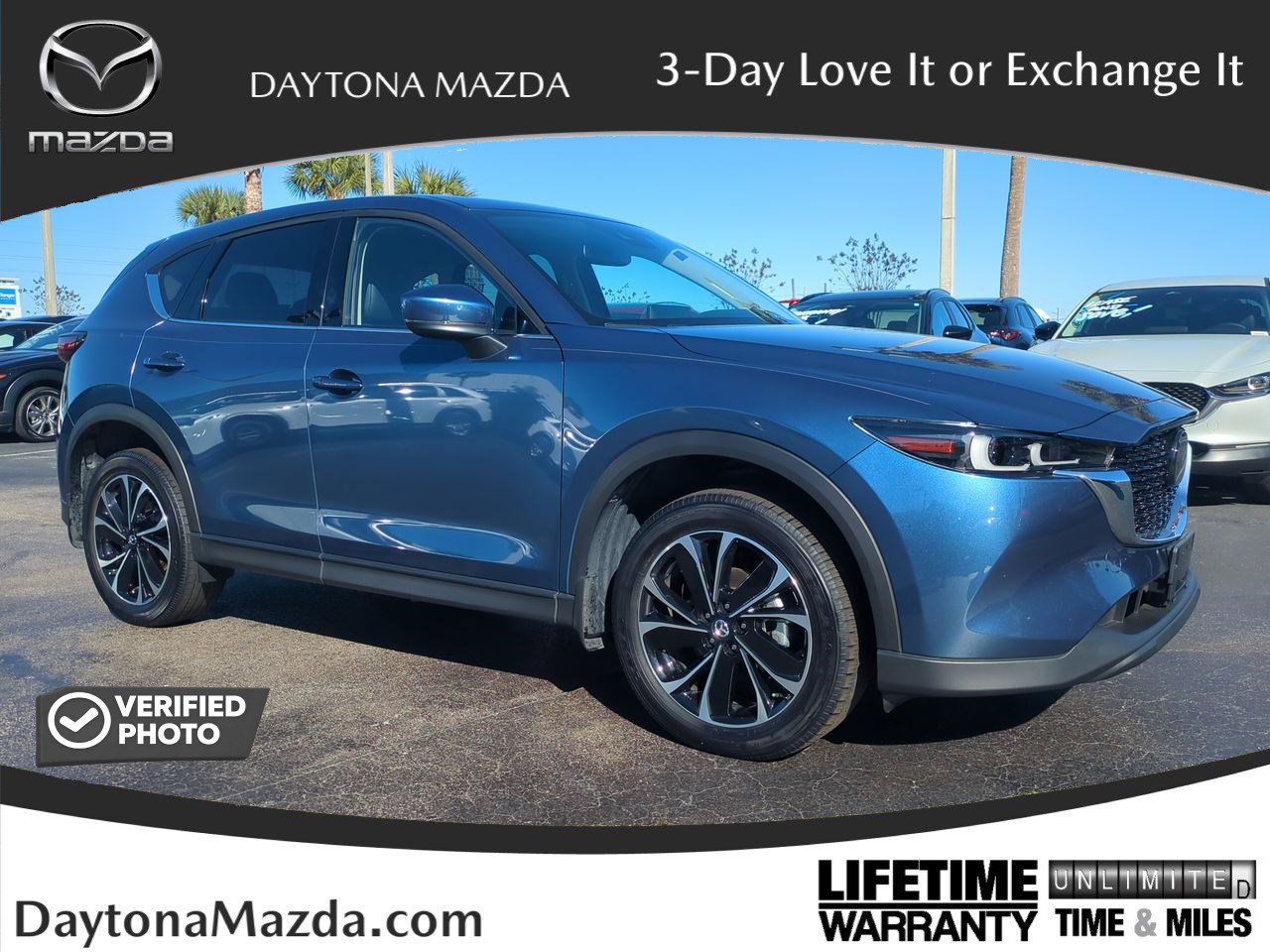 2023 Mazda CX-5 S Premium package