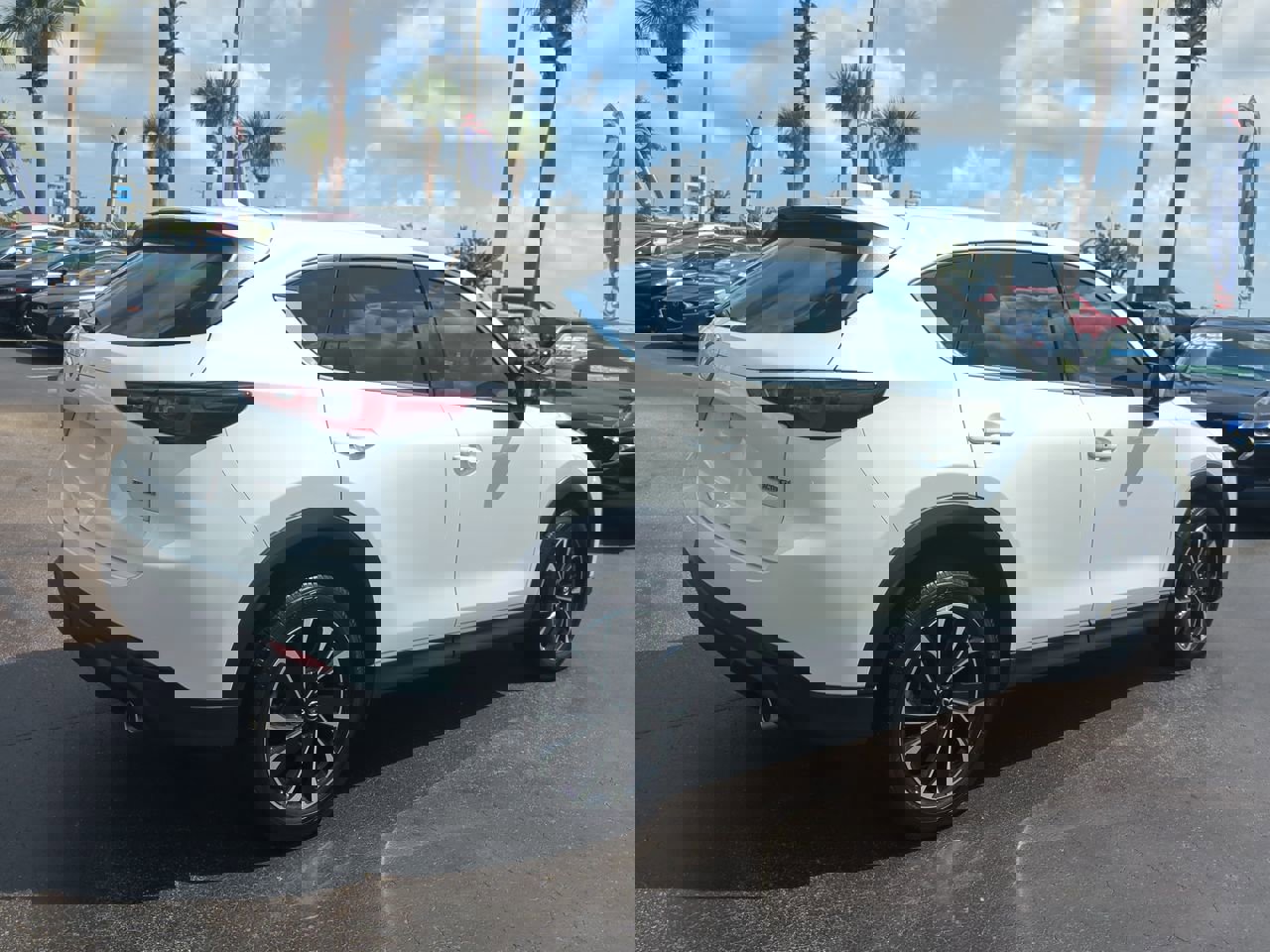 2023 Mazda CX-5 2.5 Premium Plus photo 4