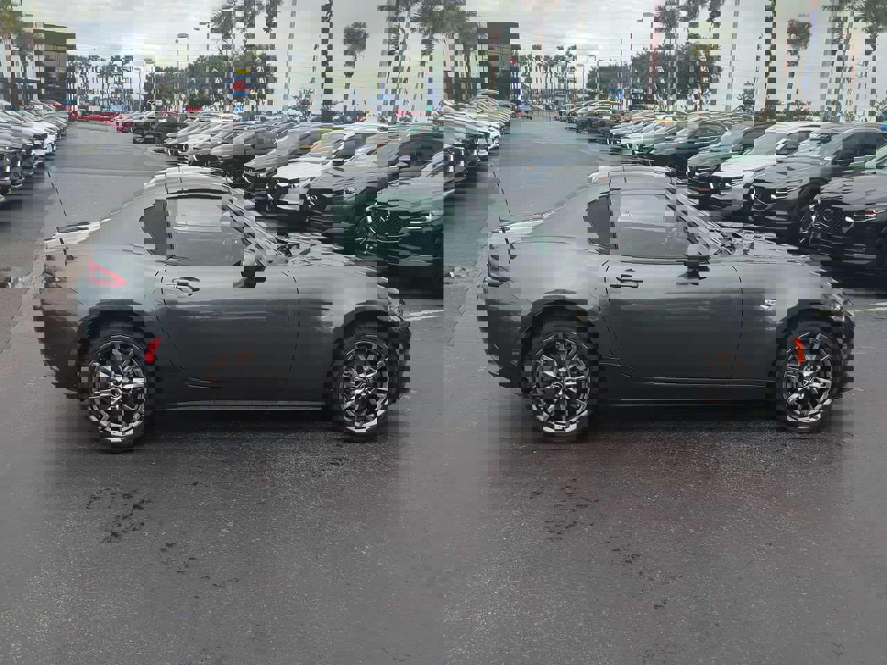 2022 Mazda MX-5 Miata Miata RF Grand Touring photo 3