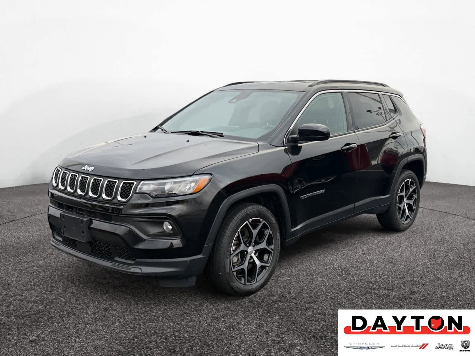 2024 Jeep Compass Latitude's photo
