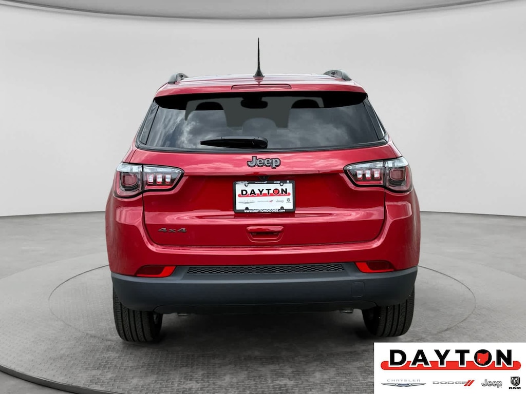 New 2026 Jeep Compass Latitude Sport Utility