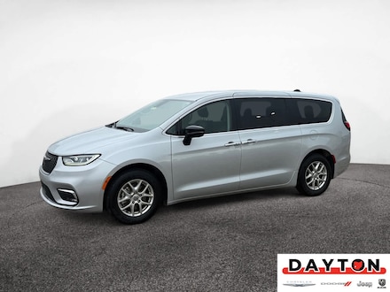 2024 Chrysler Pacifica Touring L Van Passenger Van