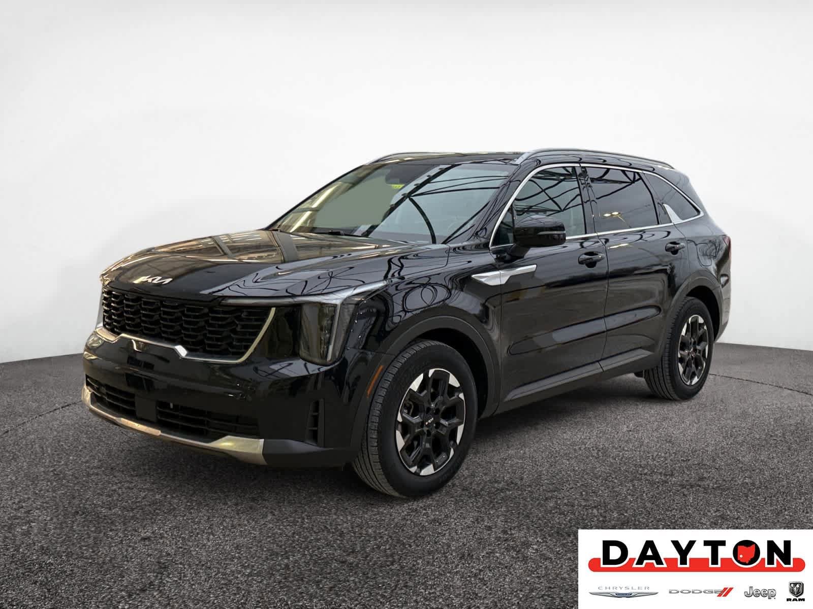 2025 Kia Sorento S's photo
