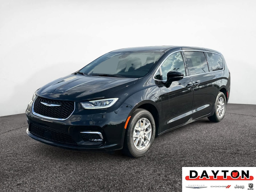 New 2026 Chrysler Pacifica Select Passenger Van