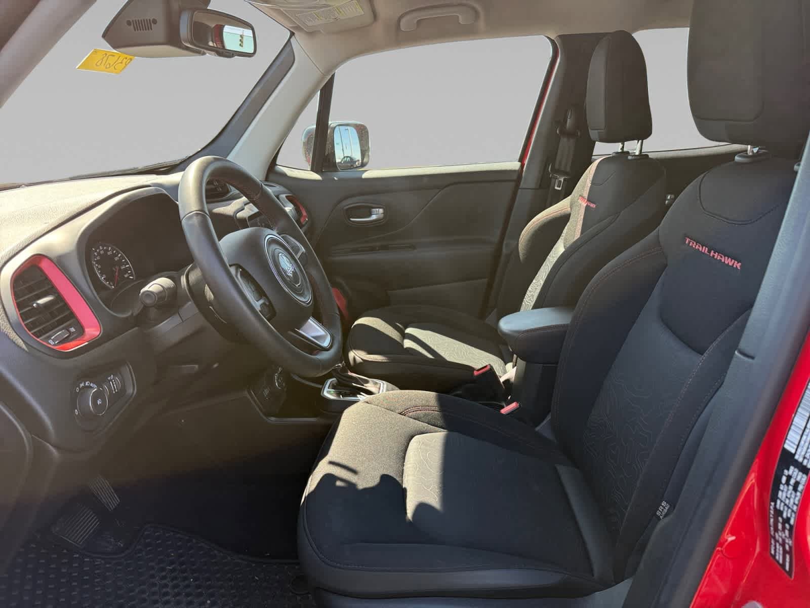 2023 Jeep Renegade Trailhawk - Photo 15