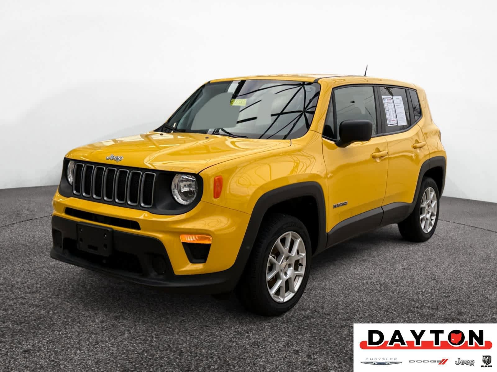 2023 Jeep Renegade Latitude's photo