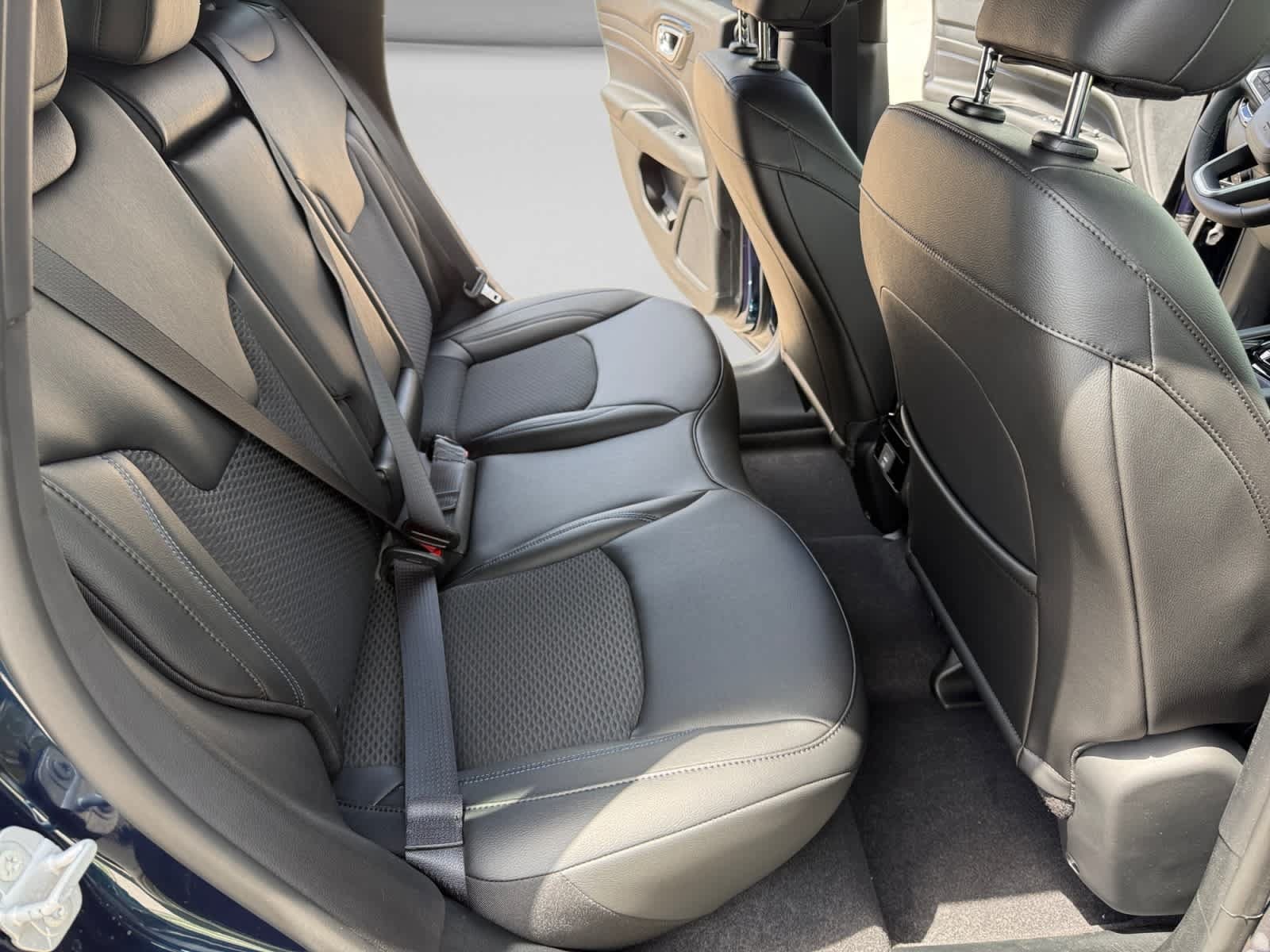 2026 Jeep Compass Altitude - Photo 26