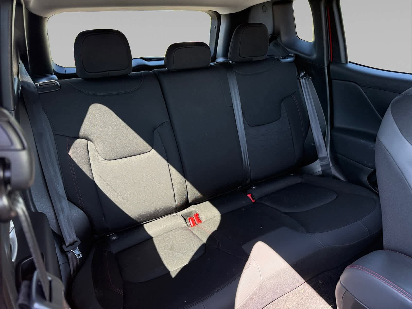 2023 Jeep Renegade Trailhawk - Photo 13