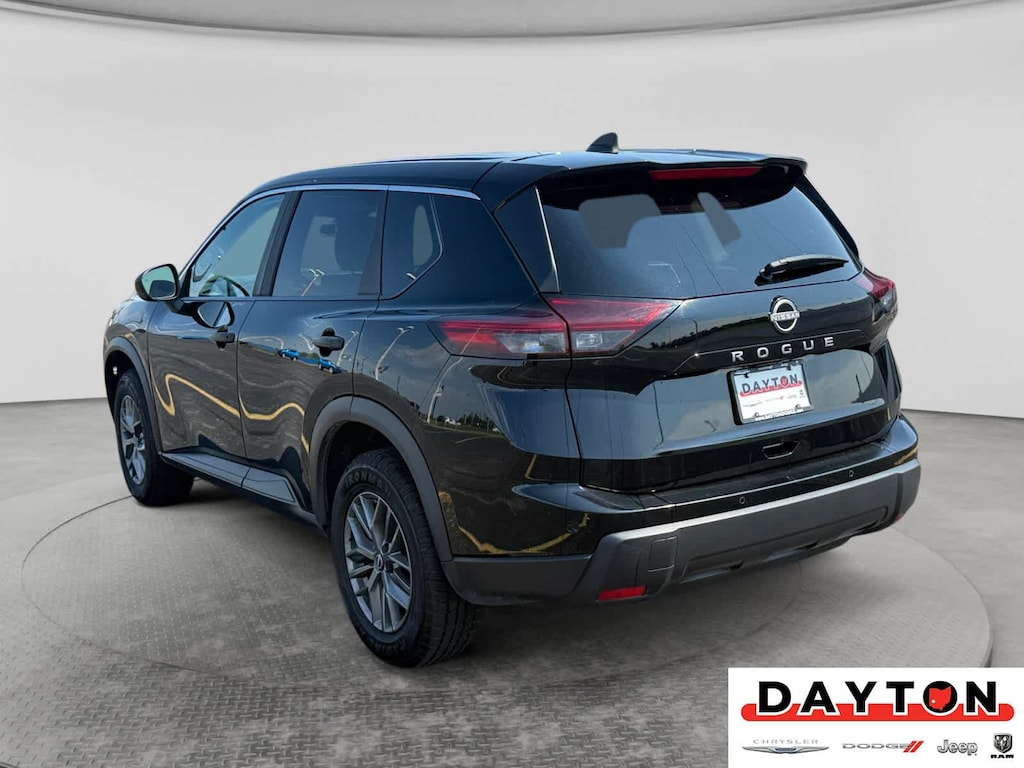 Used 2024 Nissan Rogue S SUV