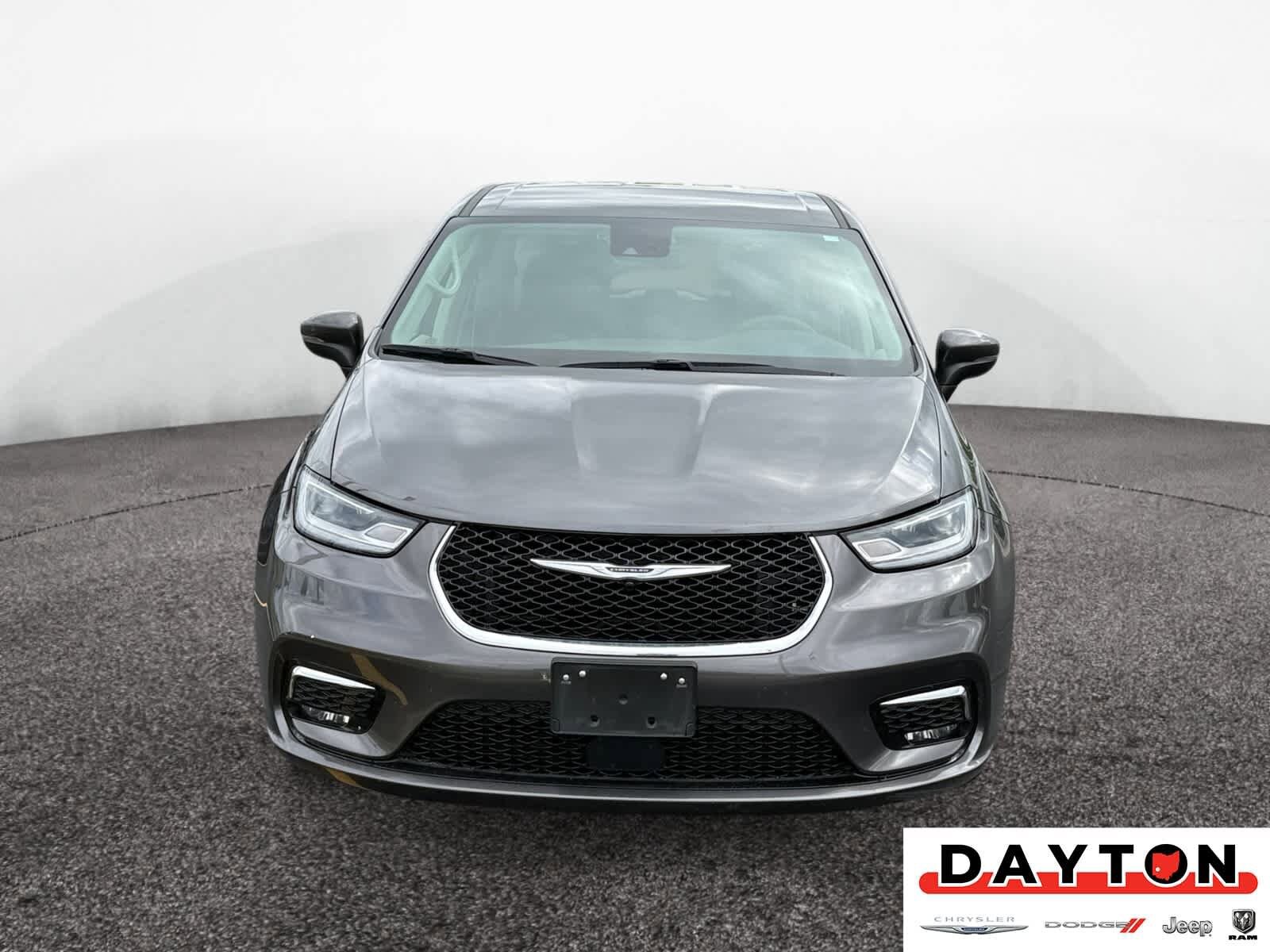 2023 Chrysler Pacifica Touring L - Photo 8