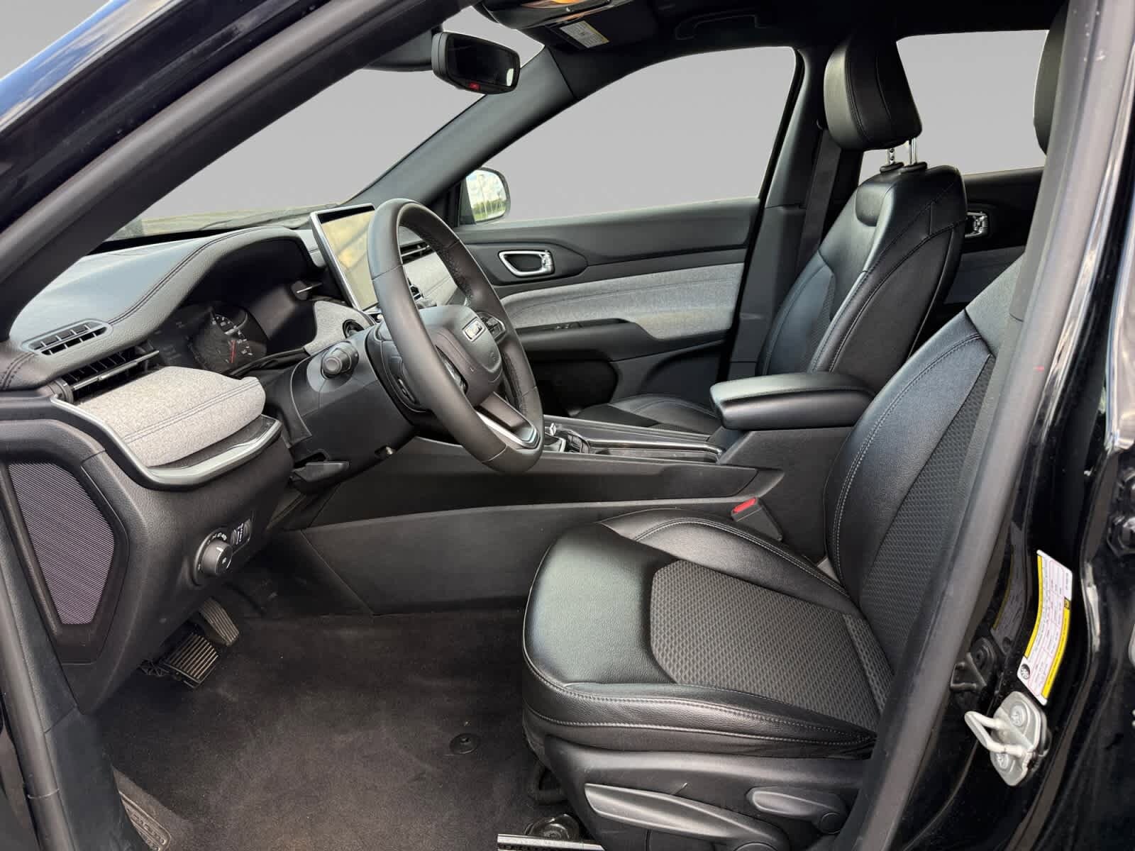 2024 Jeep Compass Latitude - Photo 15
