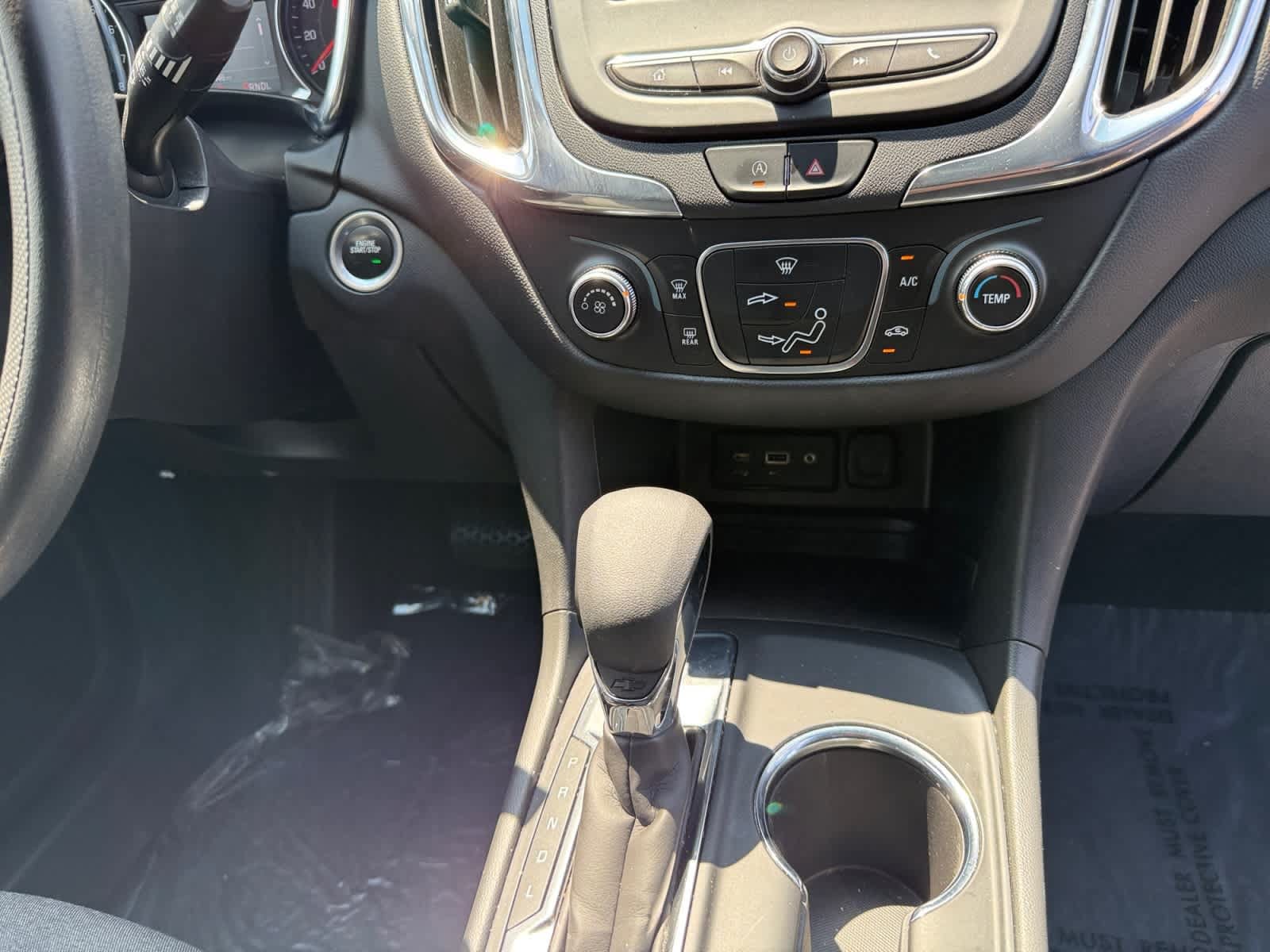 2023 Chevrolet Equinox LT - Photo 11