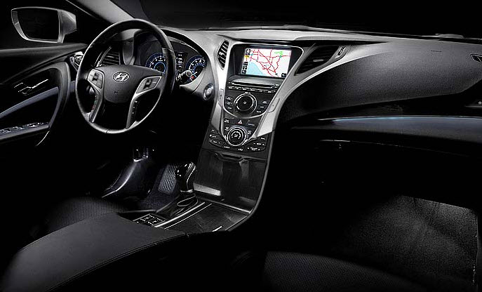 Hyundai Azera interior