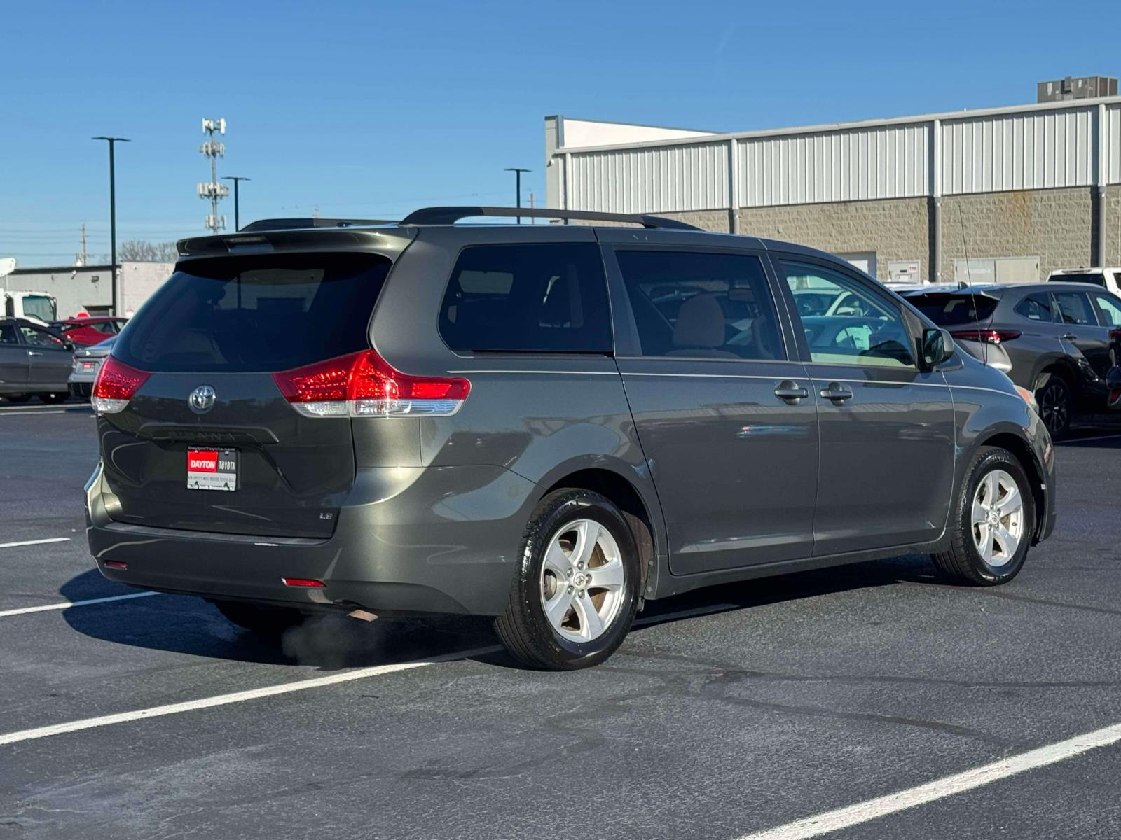 2012 Toyota Sienna LE photo 4