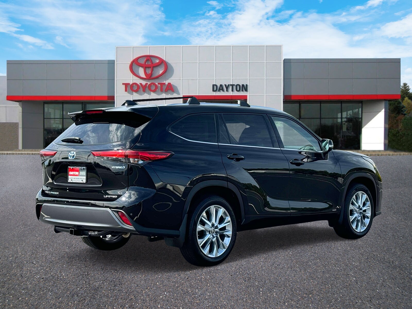 2022 Toyota Highlander Hybrid Limited photo 2