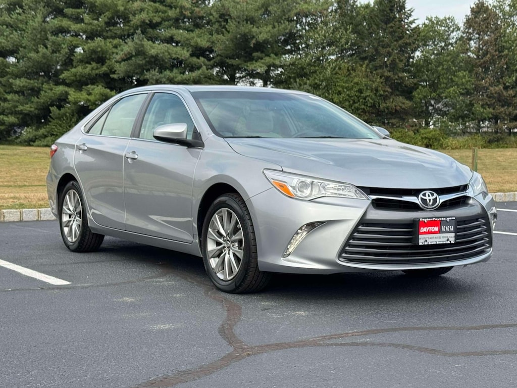 Used 2017 Toyota Camry XLE Sedan