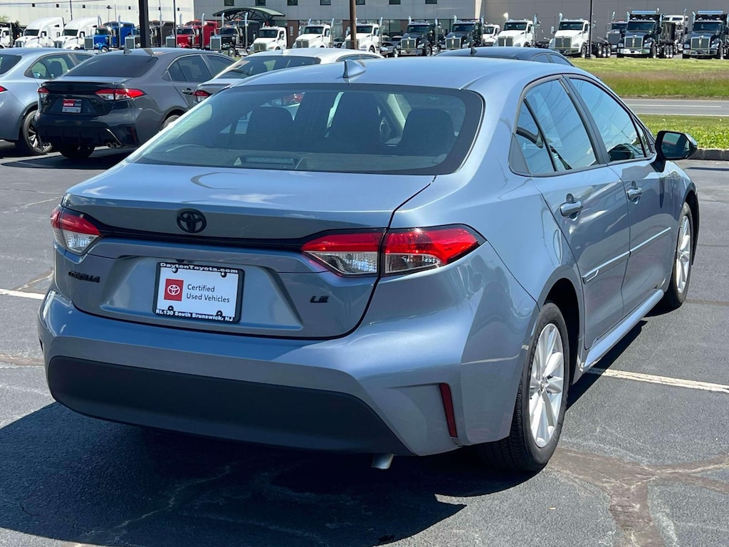Used 2023 Toyota Corolla LE Sedan