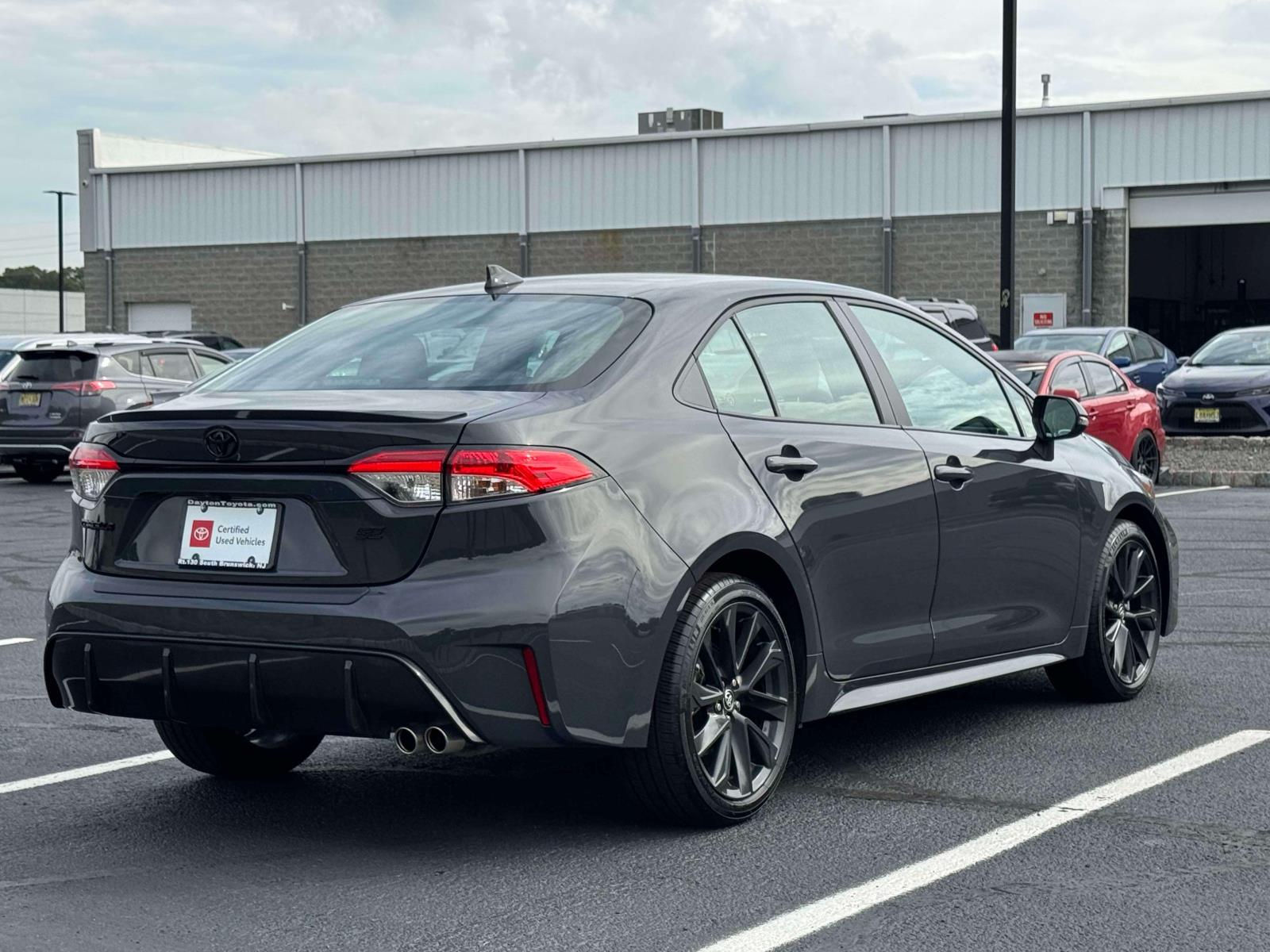 2024 Toyota Corolla SE photo 3