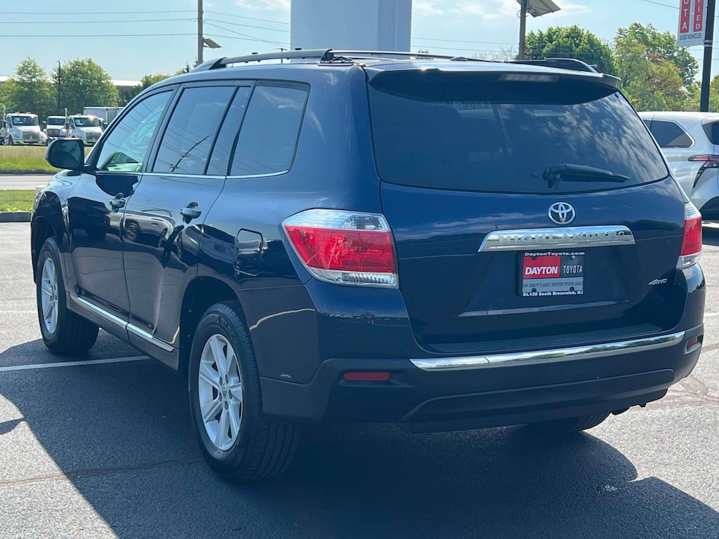 Used 2013 Toyota Highlander SE SUV