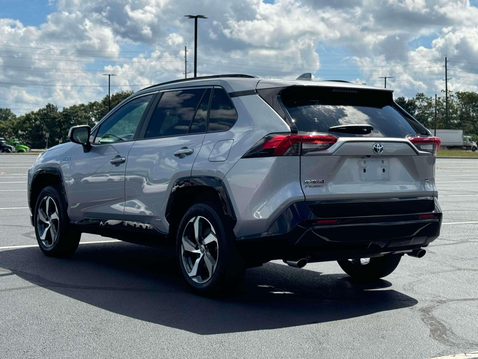 2023 Toyota RAV4 Prime SE photo 3